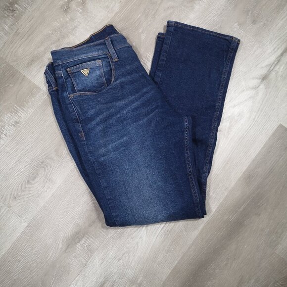 Guess Men's Size 36/32 Vermont Slim Medium Wash Blue Jeans - Picture 12 of 16